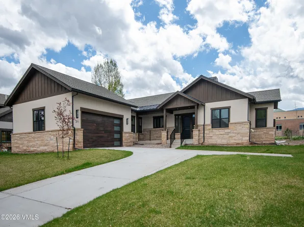 211 Timberwolf Dr, Gypsum, CO 81637