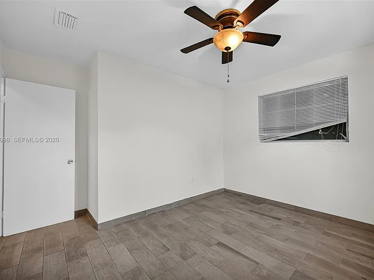 244 NW 43rd St — Photo 29