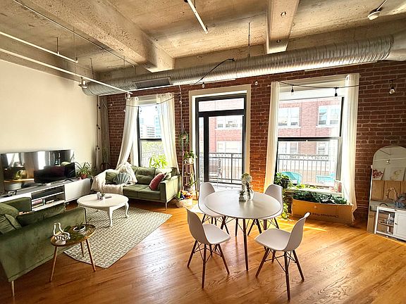 2nd image of 2029 Grand Blvd APT 612