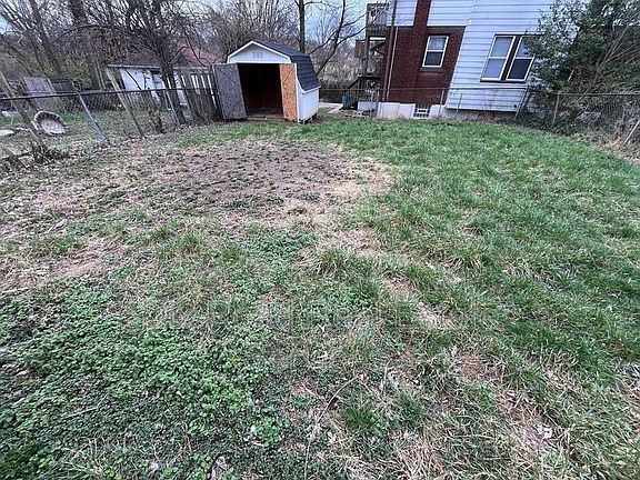 4th image of 866 Hermosa Ave