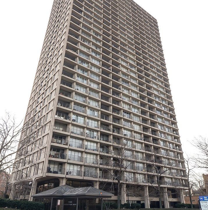 1st image of 1960 N Lincoln Park West Ave #1508
