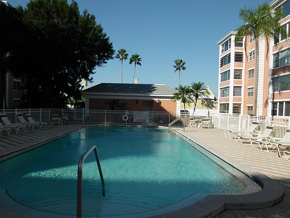 2nd image of 6800 20th Ave N APT 502