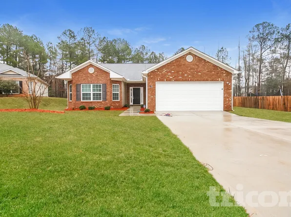 1184 Warm Spring Ct, Hampton, GA 30228