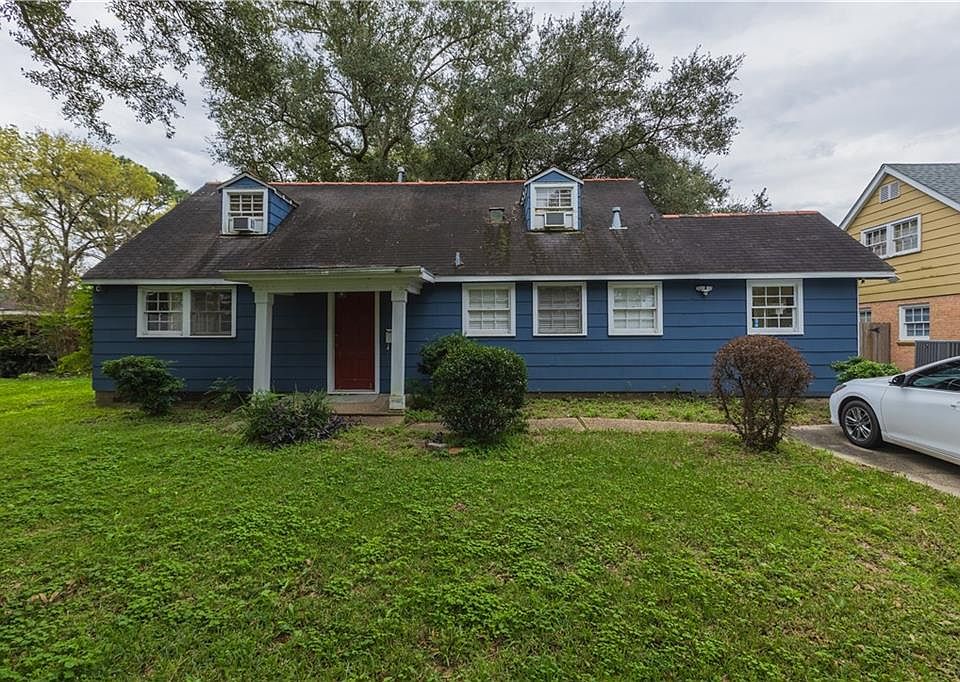1st image of 6015 Carlisle Ct