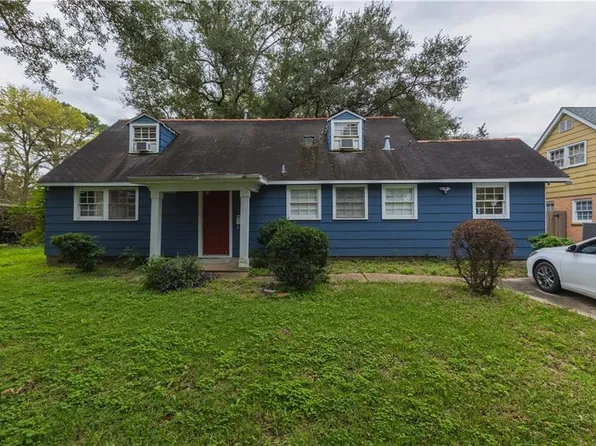 6015 Carlisle Ct, New Orleans, LA 70131