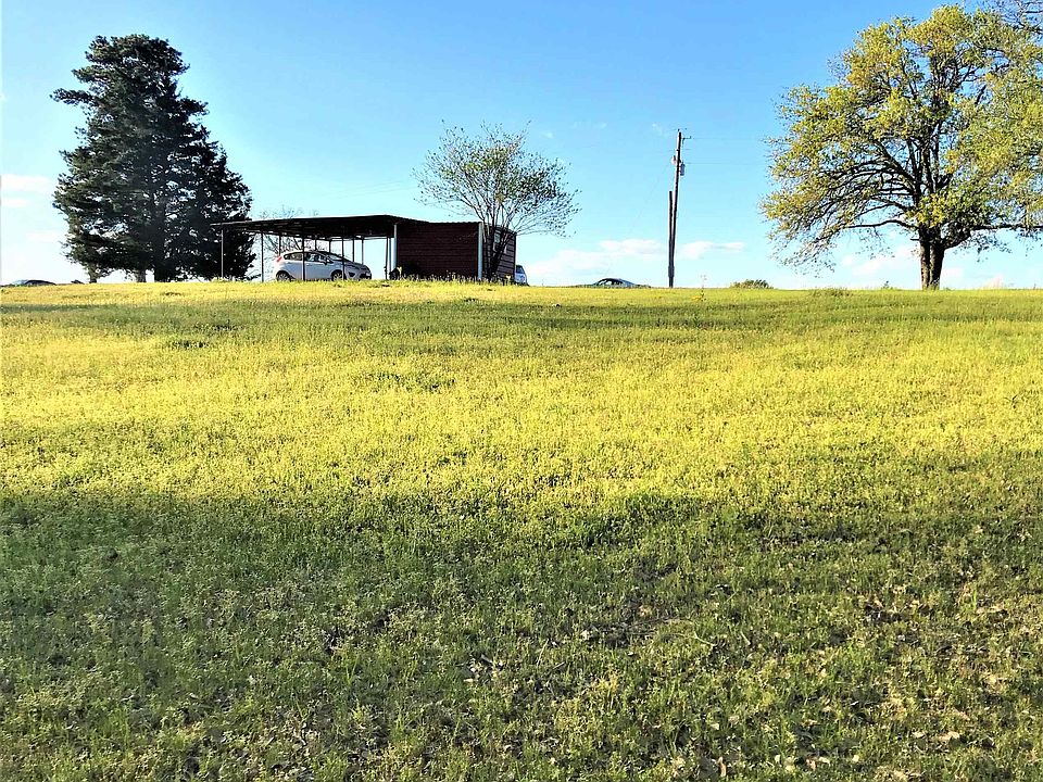 1st image of 823 County Road 4450