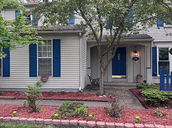 1156 Barneswood Ln, Rochester Hills, MI 48306
