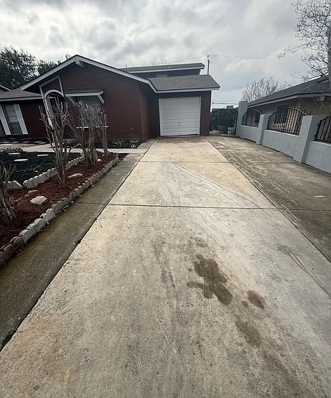 5318 Costa Mesa St — Photo 4
