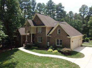 1065 Silverleaf Dr, Youngsville, NC 27596
