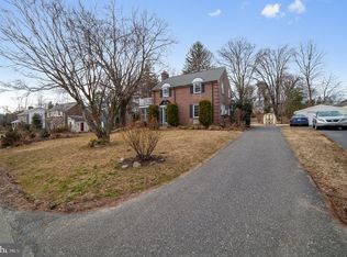 5 Green Valley Rd, Wallingford, PA 19086