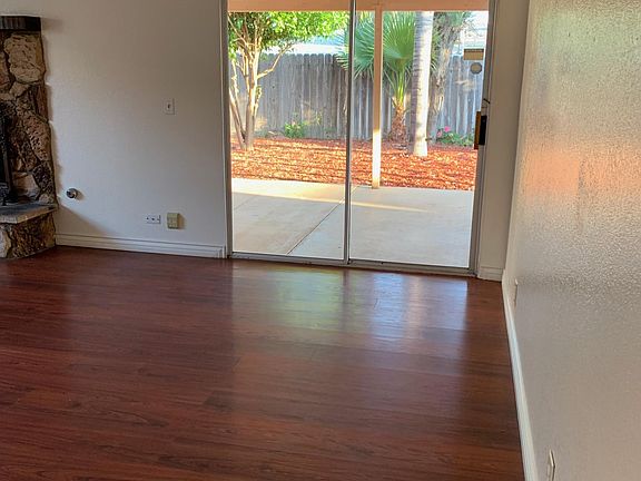 5th image of 2413 Grand Teton Ave