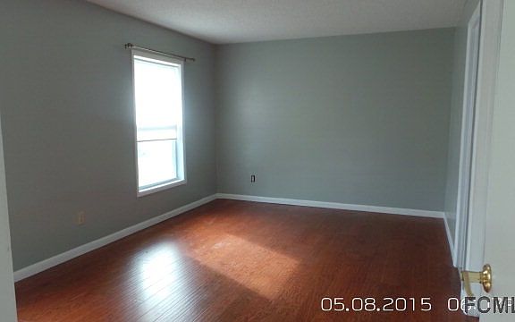 3rd image of 19 Coral Reef Ct S