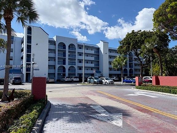 2nd image of 9460 Fontainebleau Blvd APT 529