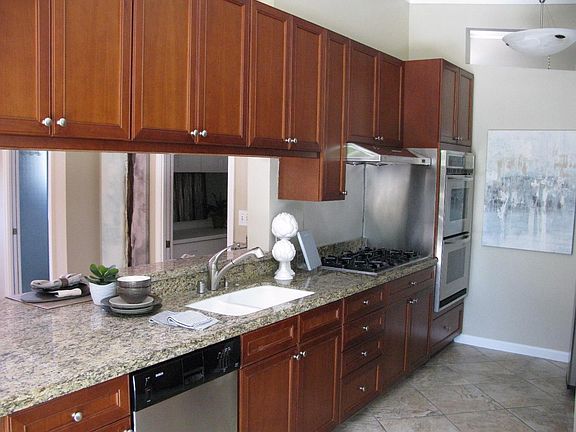 3rd image of 4240 Darlington Ct