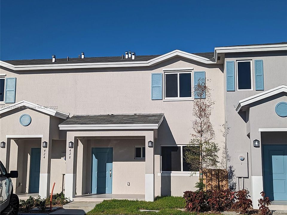 1st image of 428 NW 12th St #428