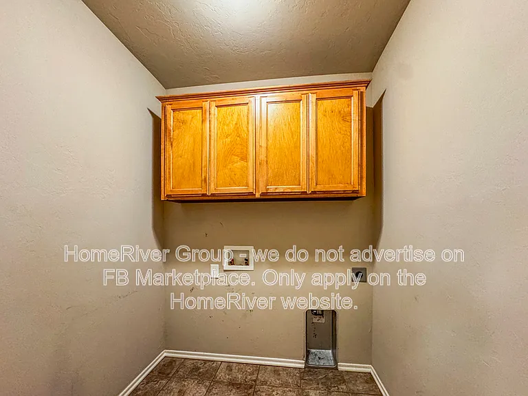 19221 Blanco Dr — Photo 14