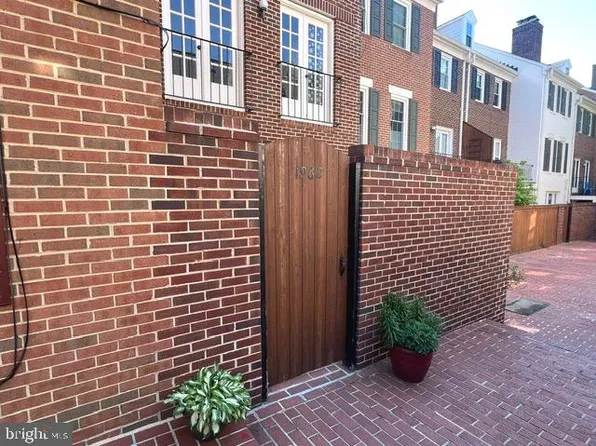 1962 N Cleveland St #1, Arlington, VA 22201
