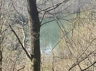 26 Hidden Falls Trl, Robbinsville, NC 28771