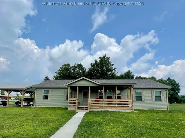 1948 Pleasant View Rdg, Ravenswood, WV 26164
