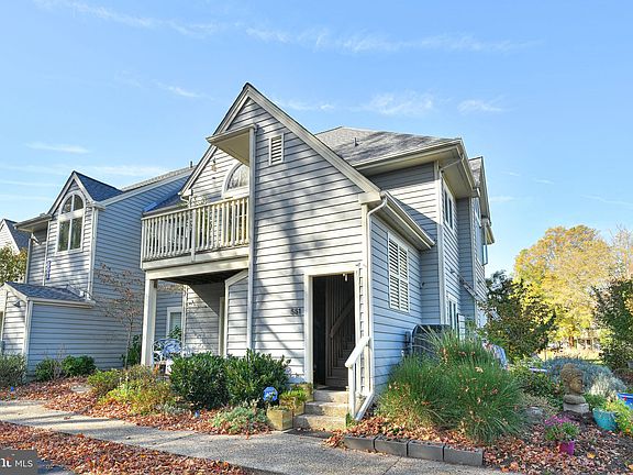 2nd image of 20898 East Dr Unit 551