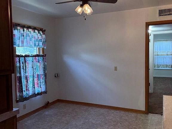 5th image of 3203 42nd St