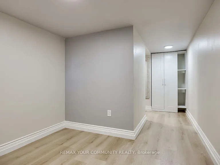 71 Hawman Ave — Photo 19