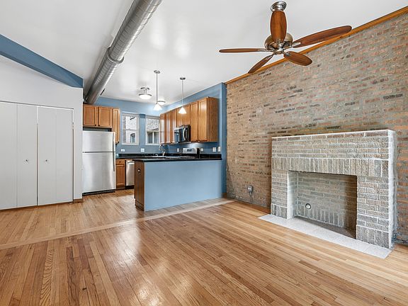 5th image of 1637 W Pratt Blvd APT 1W