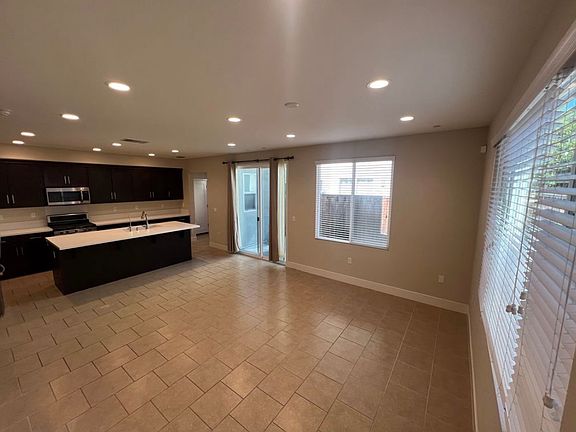 3rd image of 8523 Preserve Ave