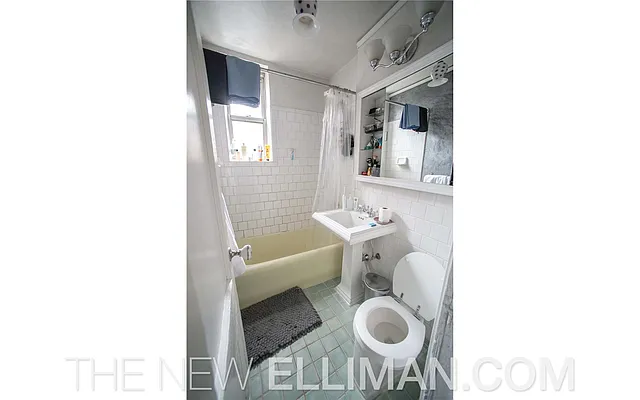 Rented by Douglas Elliman | media 25