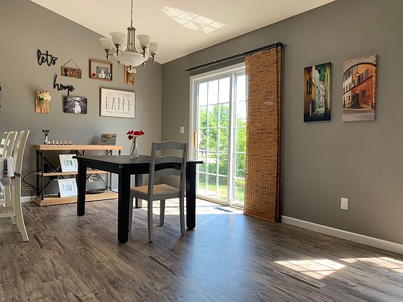 Dining room/backyard access