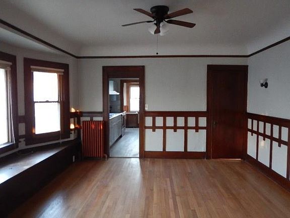 3rd image of 648 Court Ave