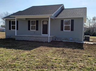 605 Page Rd, Clarkrange, TN 38553