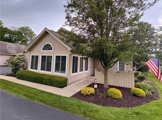 902 Timberline Dr, Columbiana, OH 44408
