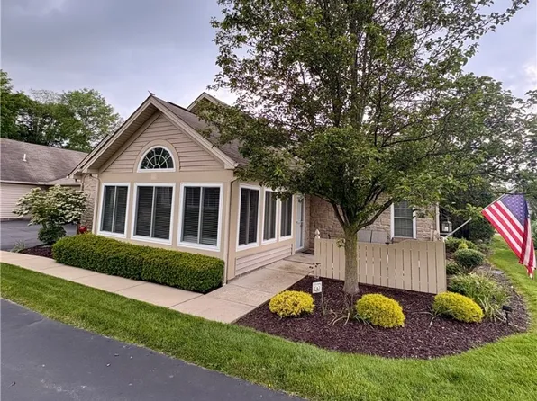 902 Timberline Dr, Columbiana, OH 44408