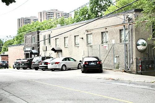 58 Rosemount Ave W #8 Photo 1