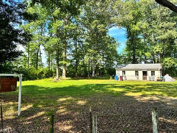 5th image of 2237 Shillelagh Rd