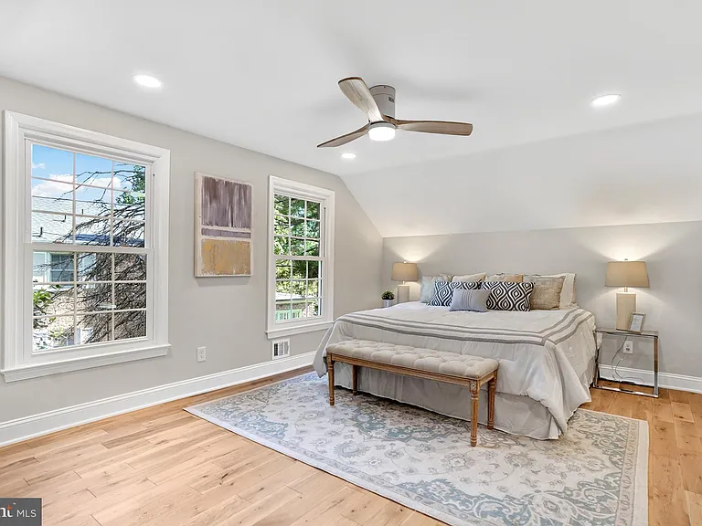12301 Espalier Pl — Photo 21