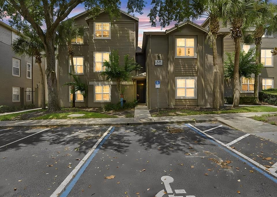 1st image of 420 Summit Ridge Pl APT 300
