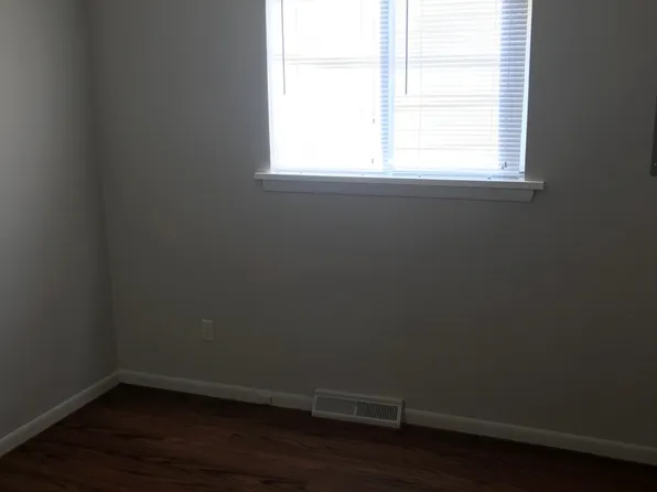 6253 Lake Ave #1, Elyria, OH 44035