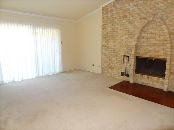 5th image of 3808 Antigua Dr