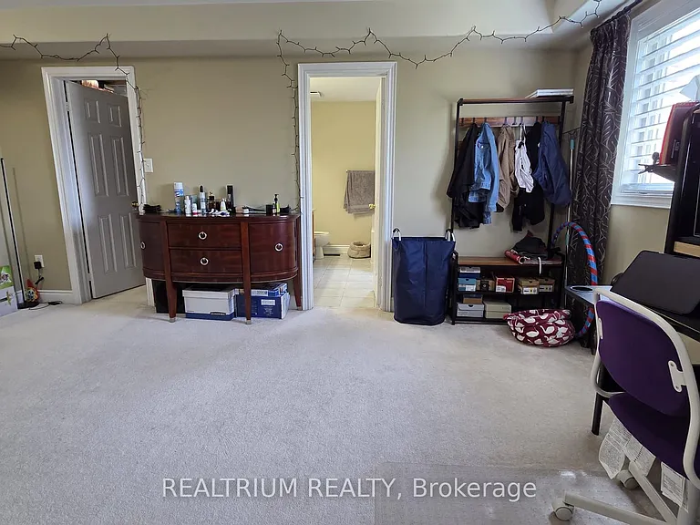 63 Westminster Cir — Photo 17