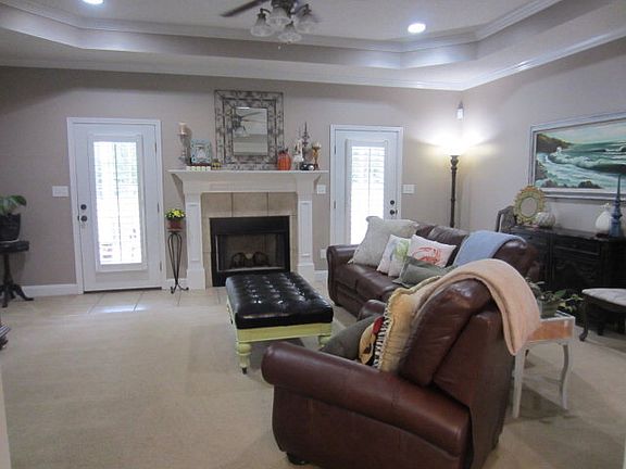 3rd image of 134 Hartsfield Dr