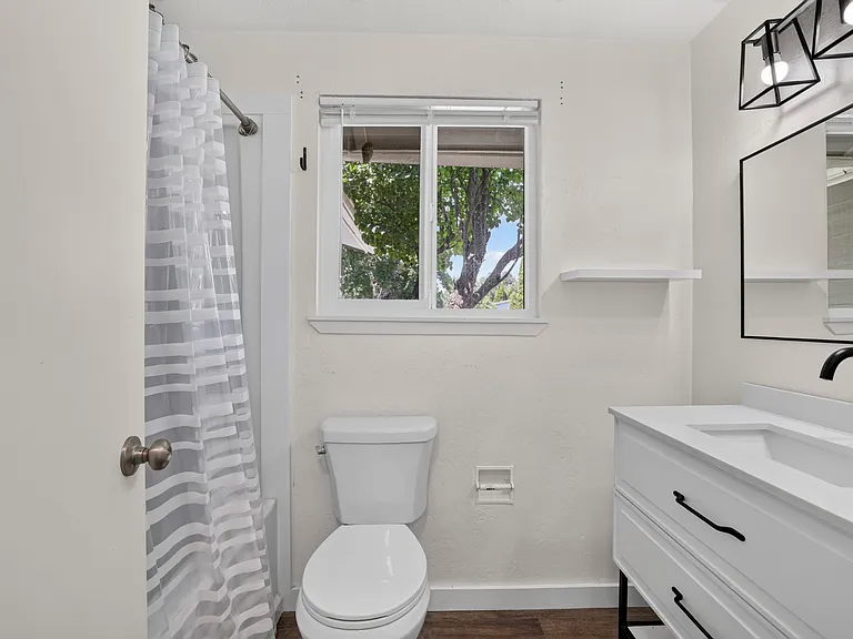 3650 S Law Ave — Photo 23