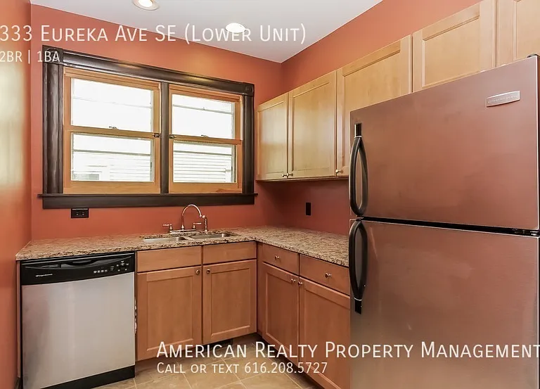 333 Eureka Ave SE — Photo 3