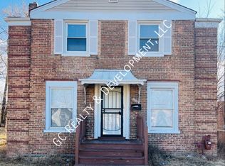 9919 S Paxton Ave, Chicago, IL