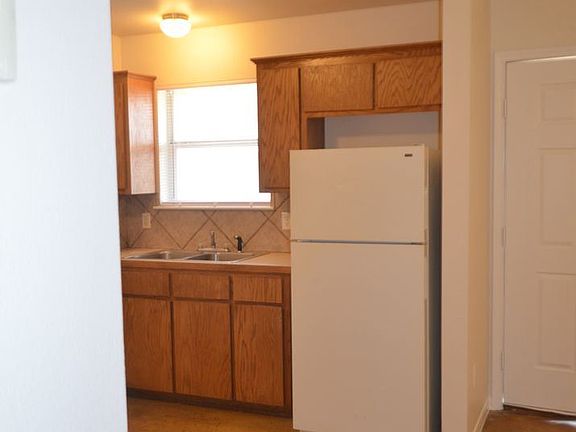 5th image of 104 Meggs Blvd APT A