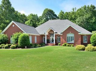 222 Laurelwood Dr, Russellville, AL 35653