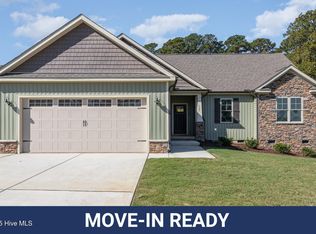 145 Tee Dr, Selma, NC 27576