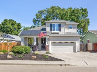 106 Saint John Pl, Cloverdale, CA 95425