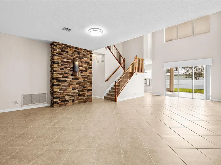206 NW Magnolia Lakes Blvd — Photo 5